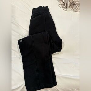 Alo yoga sweats